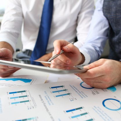 group-businessmen-point-finger-silver-pen-arms_151013-14041