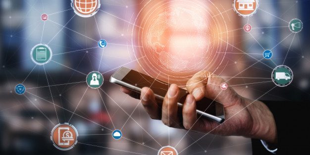 omni-channel-technology-online-retail-business_31965-4014