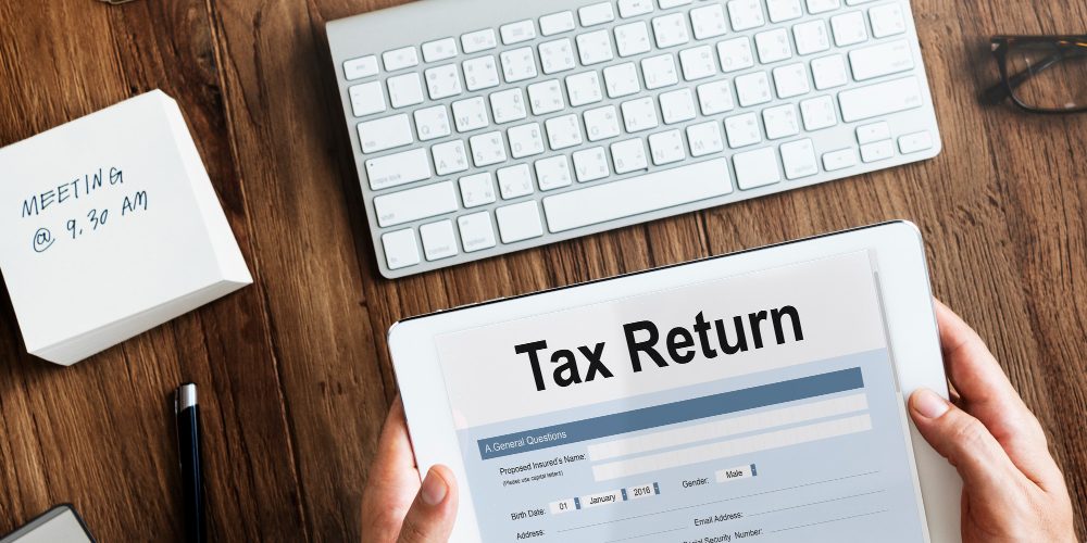 tax-return-financial-form-concept